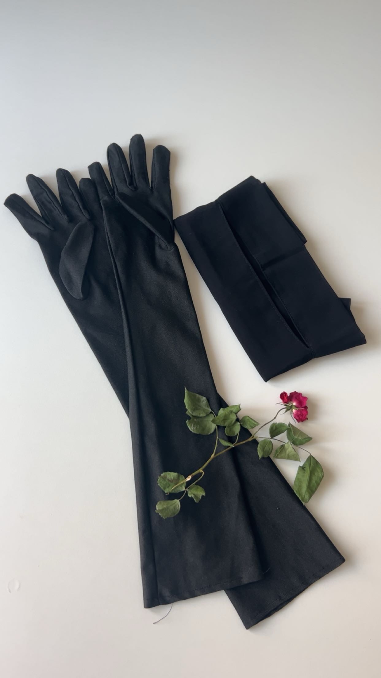 Kit Niqab Noir & Gants Longs Ultra-Tactiles